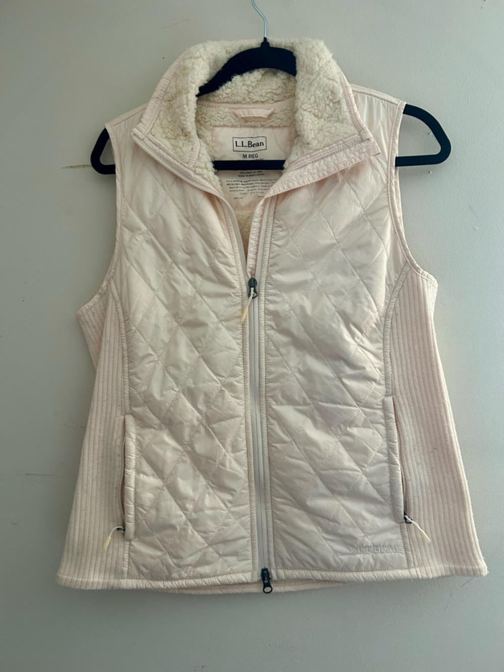 L.L. Bean Women's Cream Quilted PrimaLoft Fleece Lined Vest; SIze Med
